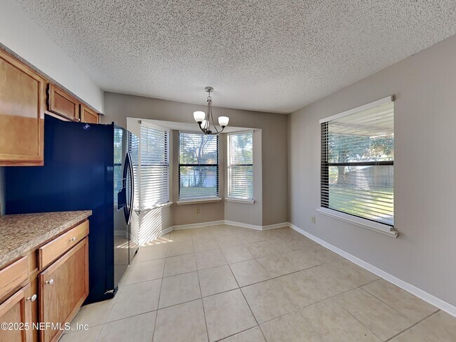 Building Photo - 7058 Star Rush Dr