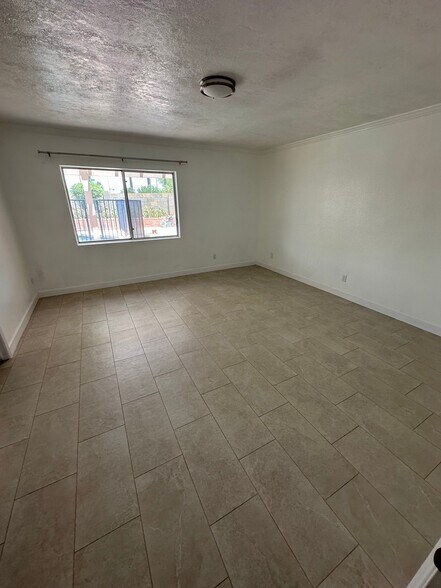 Building Photo - 5302 W Puget Ave