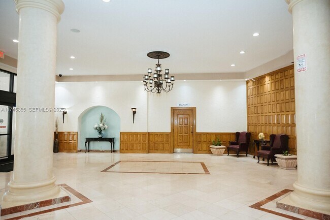 Building Photo - 3725 S Ocean Dr