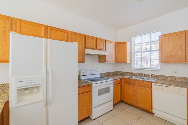 Building Photo - 2006 Fiesta Ridge Ct