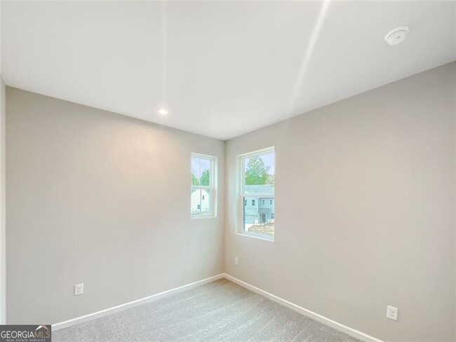Building Photo - 441 Broadstone Blvd