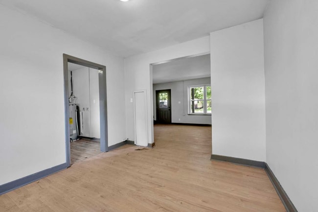 Building Photo - 834 4th Terrace W