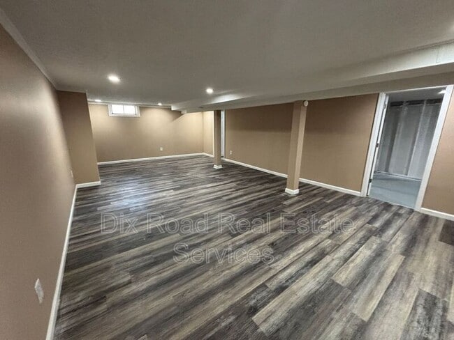 Building Photo - 4420 Roosevelt Blvd