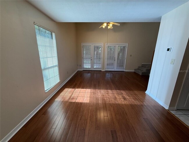 Building Photo - 5721 SW 10th Pl