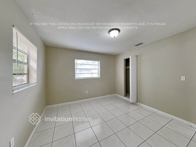 Building Photo - 1261 NW 202nd St