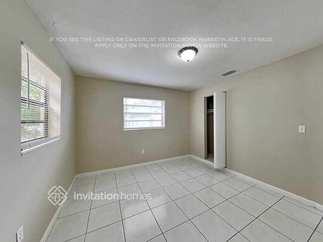 Building Photo - 1261 NW 202nd St