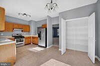 Building Photo - 13117 Kidwell Field Rd