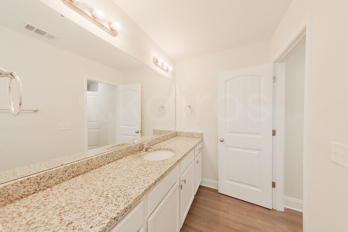 Building Photo - 231 Western Red Cedar Dr