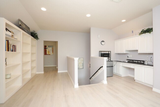 Building Photo - 8410 Brighton Lake Ln