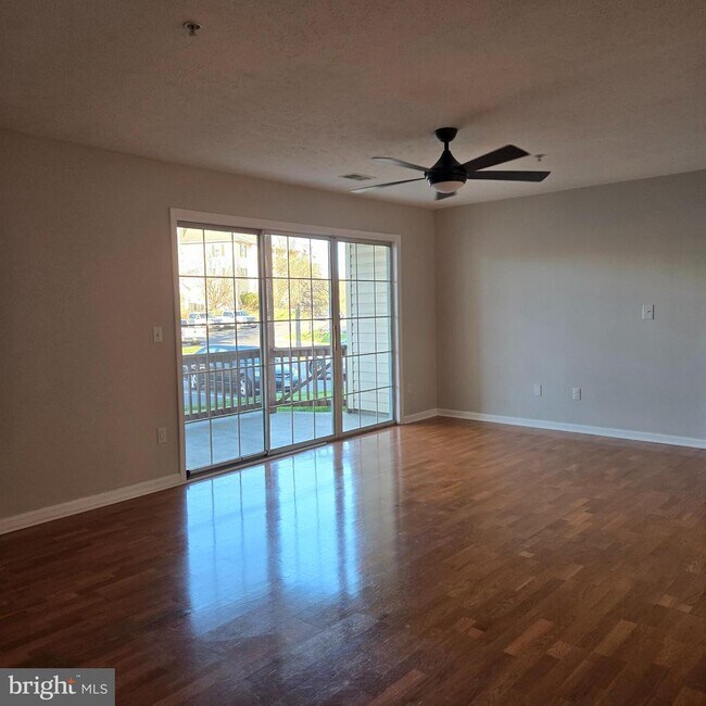 Building Photo - 129 Brookland Terrace