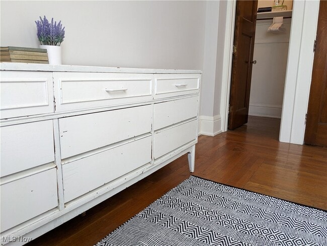 Building Photo - 30 Casterton Ave