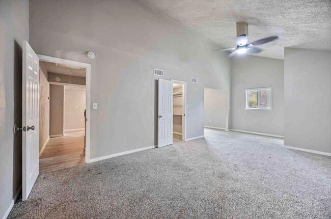 Building Photo - 17843 S Cypress Villas Dr