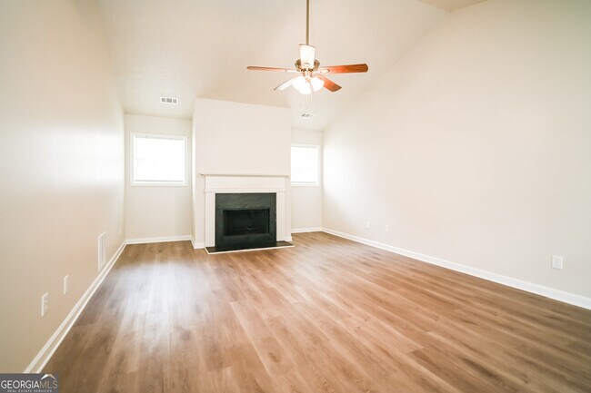 Building Photo - 165 Gingercake Ct