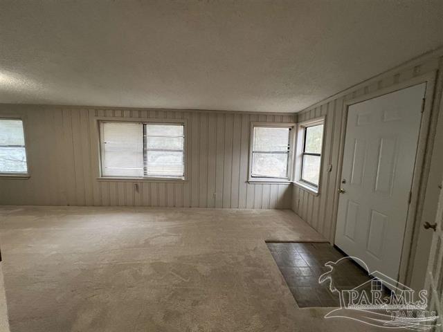 Building Photo - 5733 Orange St