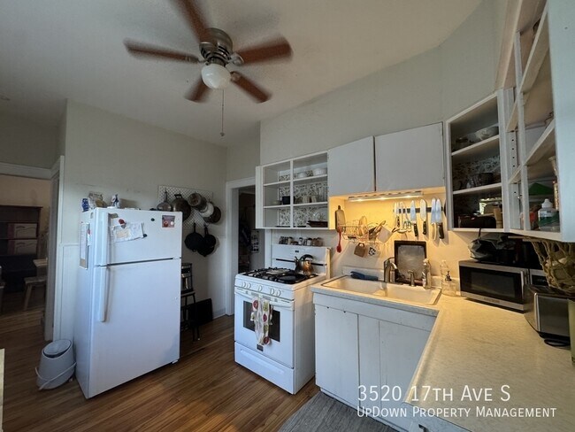 Building Photo - 3520 17th Ave S