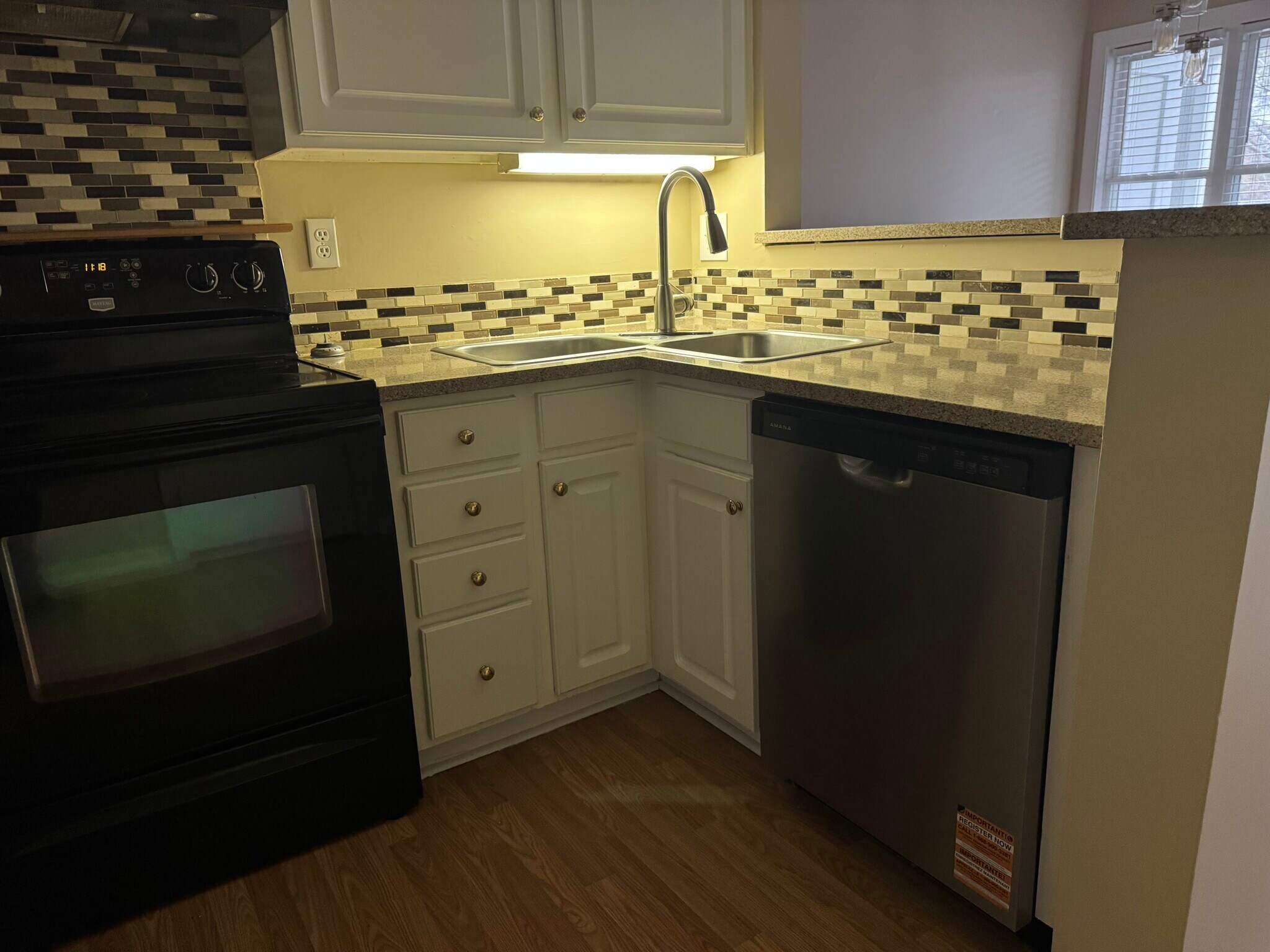 Building Photo - 1021 Wirewood Dr