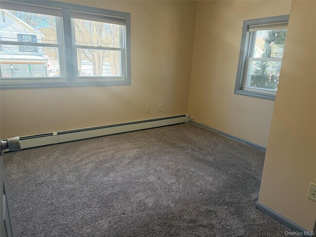 Building Photo - 51 Fallkill Ave