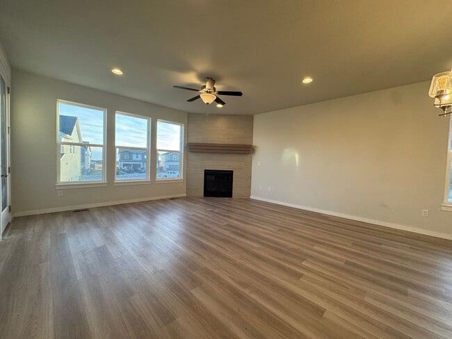 Building Photo - Beautiful New 2 Story Home w/Finished Basement!