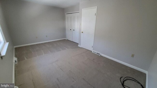 Building Photo - 216 Brookside Terrace