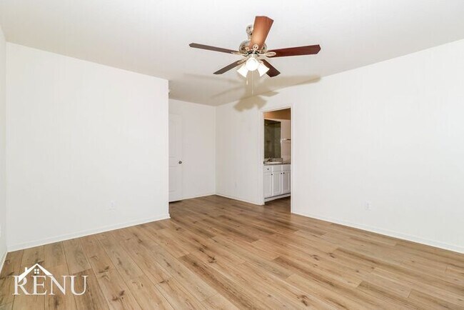 Building Photo - Coming Soon!