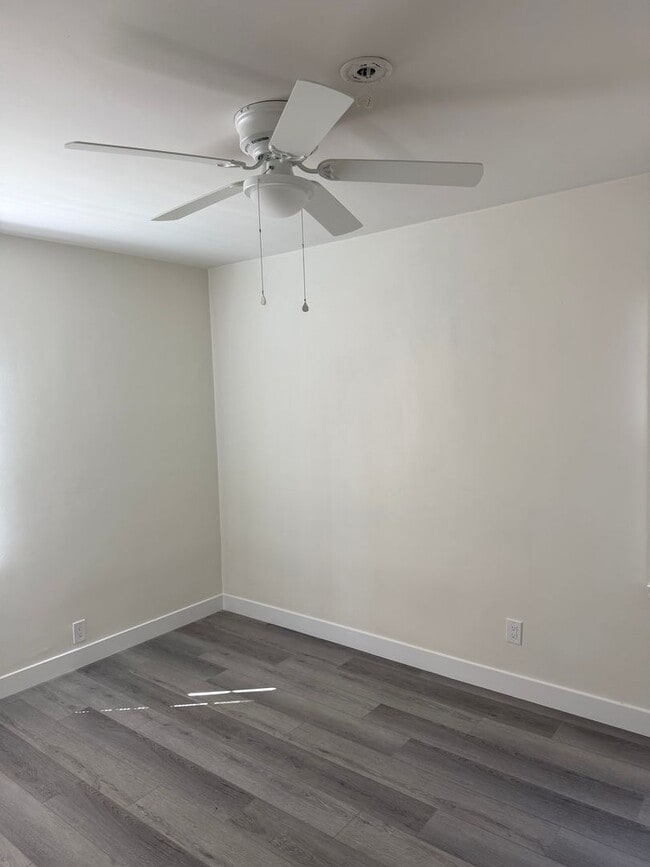 Building Photo - FOR RENT — COMPLETELY REMODELED Apartment