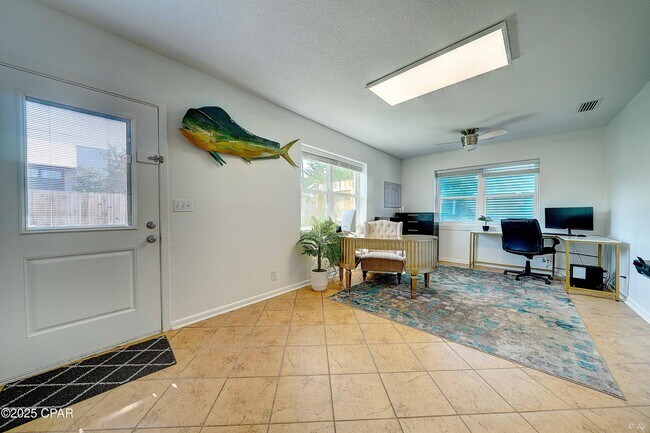 Building Photo - 2615 W 11th St