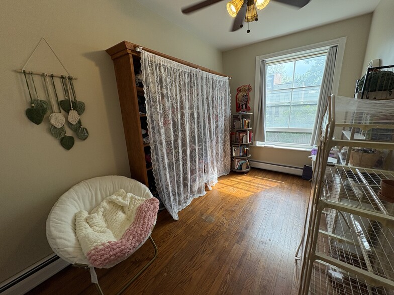 2nd bedroom or office - 342 Hudson Ave