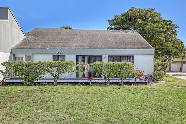 Building Photo - 241 NW 15th St