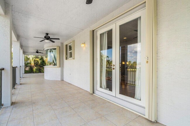 Building Photo - 9543 Barletta Winds Point