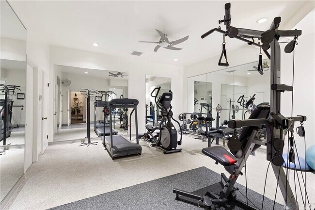 Building Photo - Plaza Royale Condominiums ~ Seattle