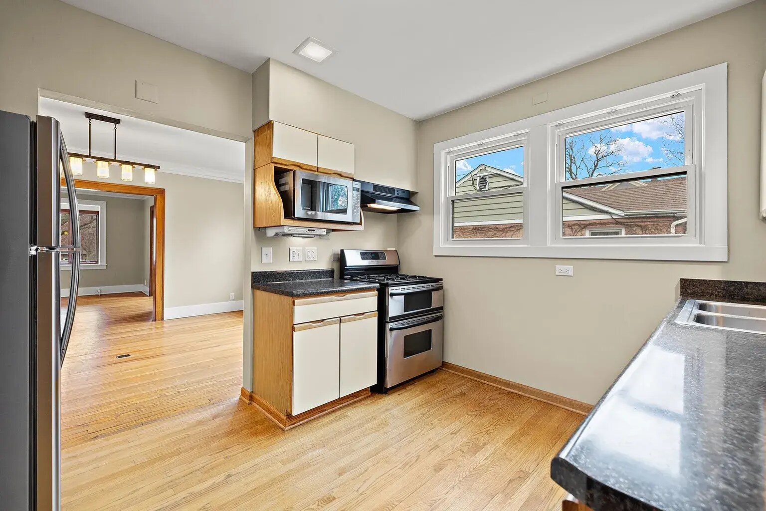 Kitchen - 82 S Williams St