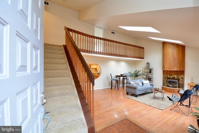 Building Photo - 8421 Alvin Rd