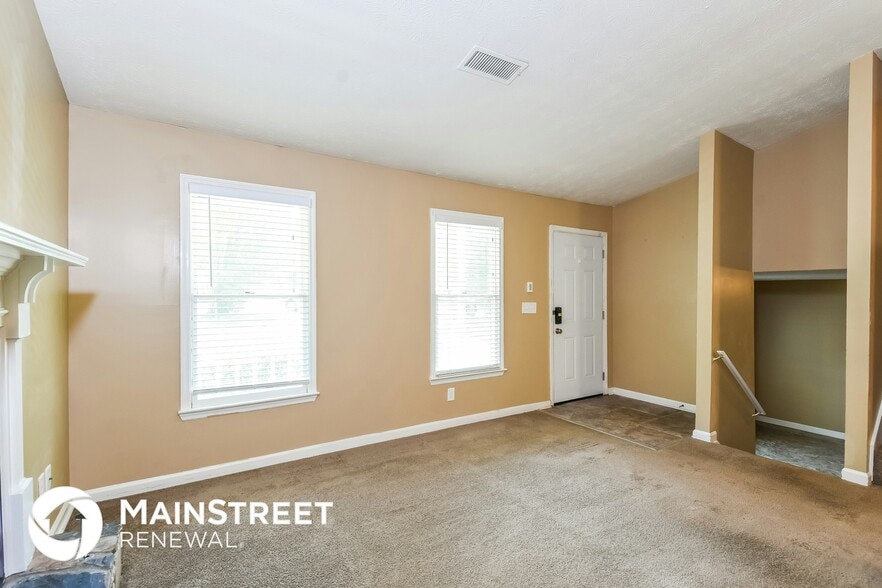Building Photo - 1382 Inman Ct