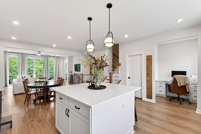 Building Photo - 4730 Cypress Tree Ln