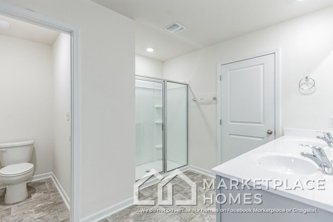 Building Photo - 2962 Berna Wy