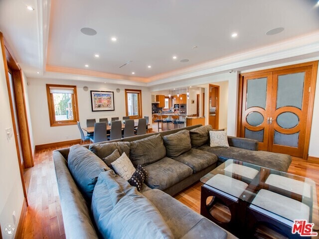 Building Photo - 9033 Cresta Dr