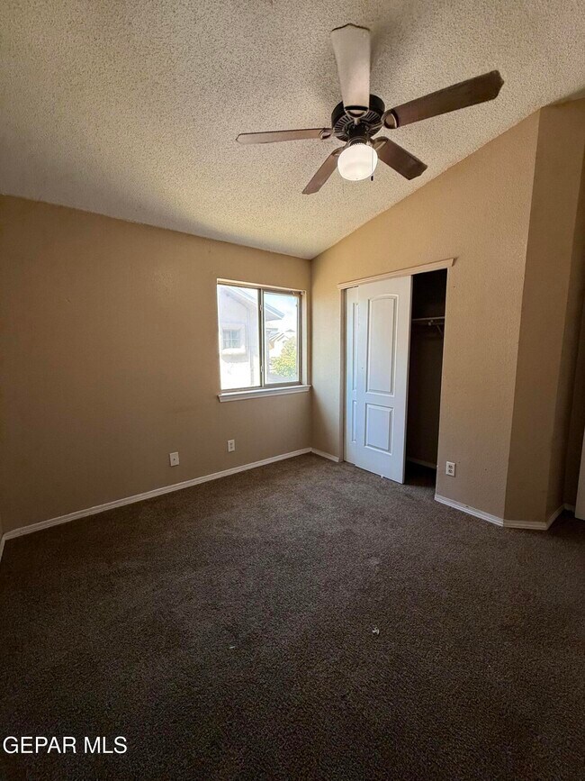 Building Photo - 3644 Tierra Bahia Dr