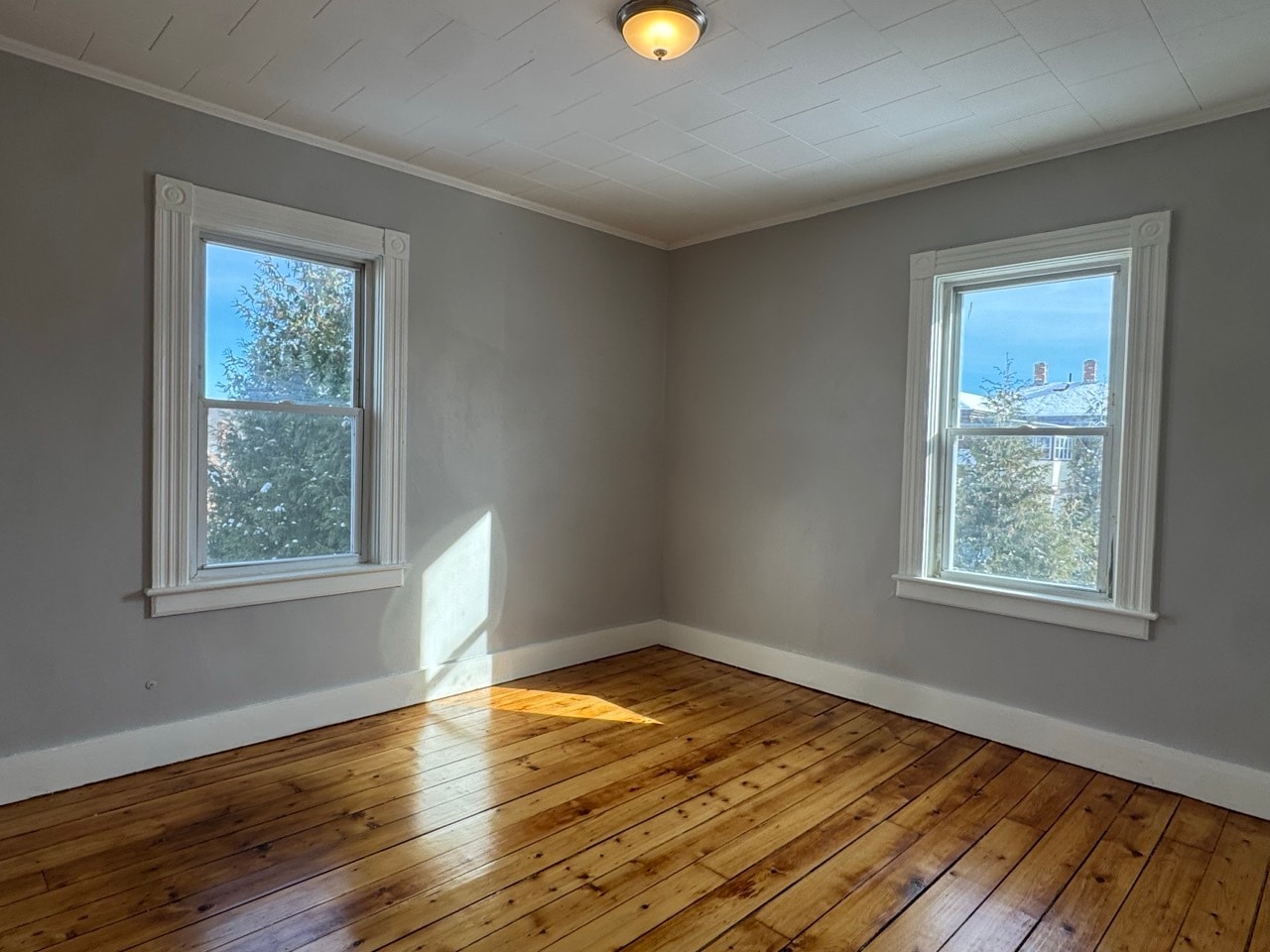 Building Photo - 58 Division St