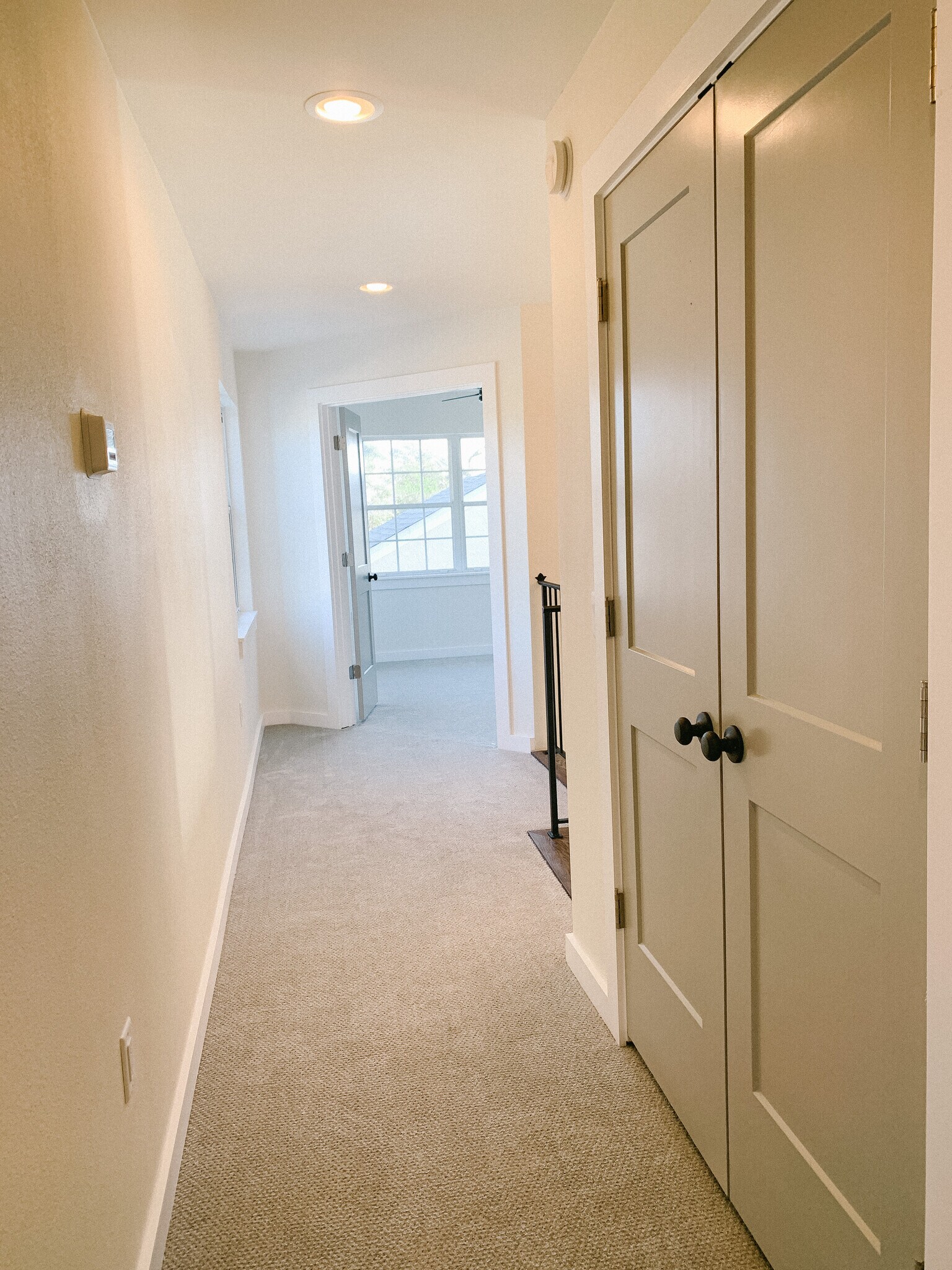 Building Photo - 2501 Country Club Dr