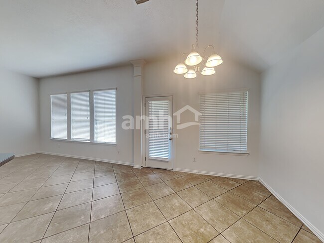 Building Photo - 2914 Crescent Oaks Park Ln