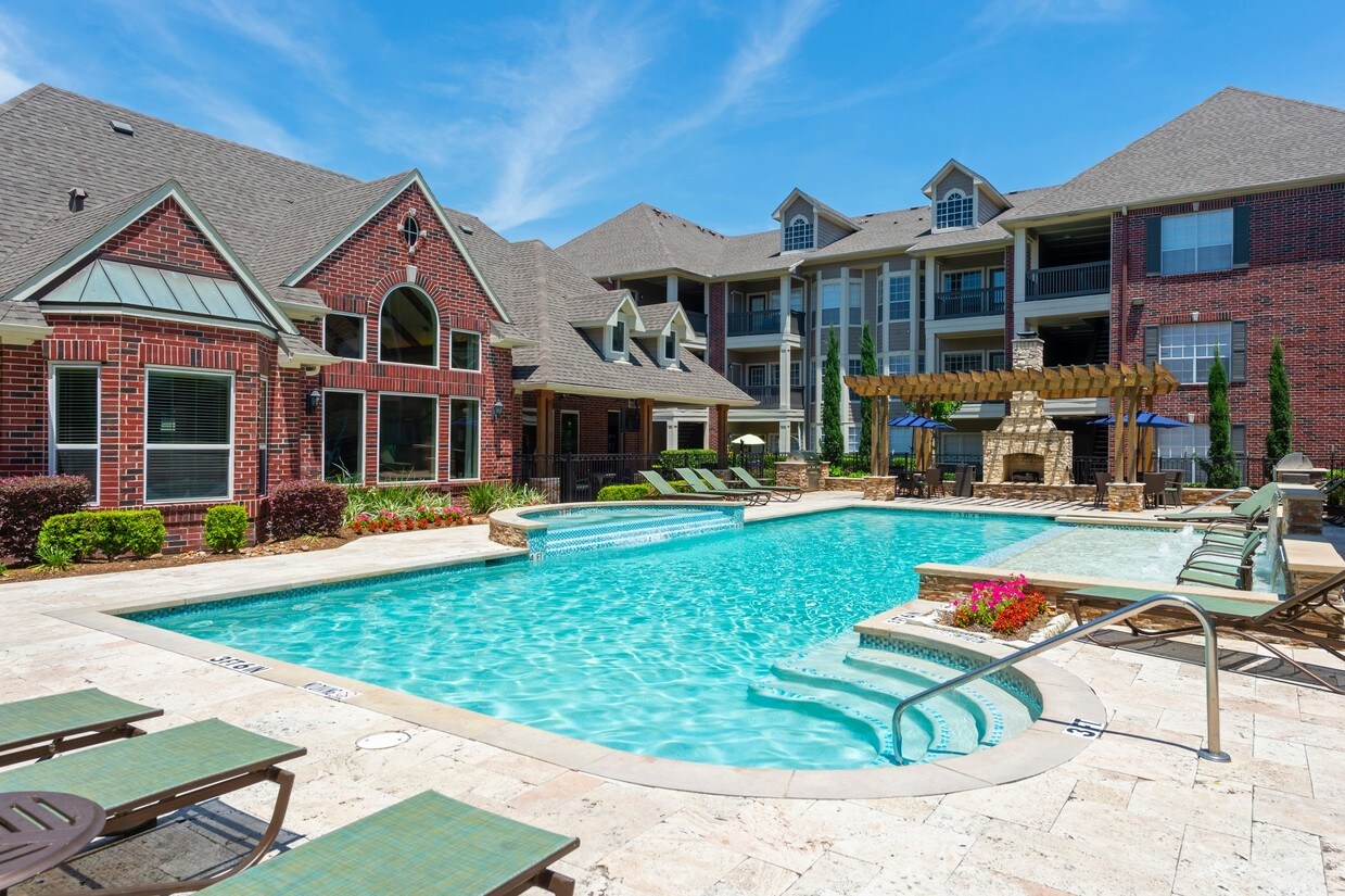 Terra At Piney Point Apartments Houston