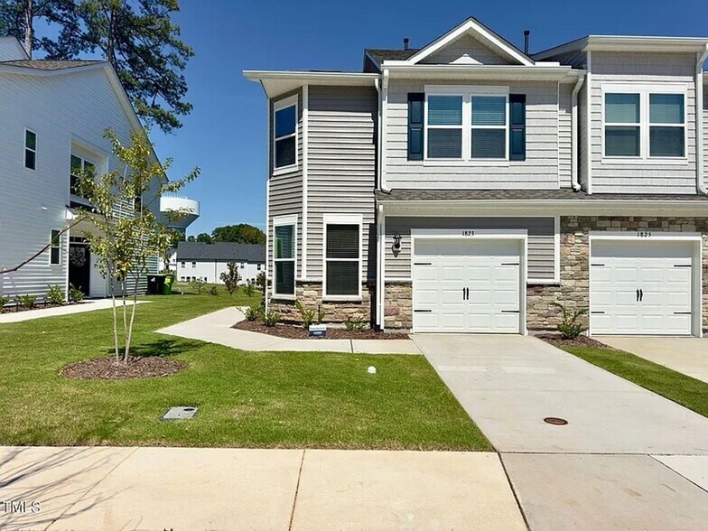 Primary Photo - 1823 Hinesley Dr