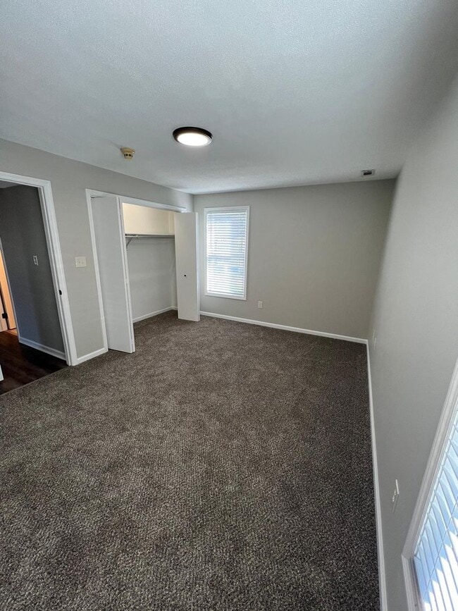 Building Photo - New 2 BR First Floor Condo in Wernersville, PA Available in June