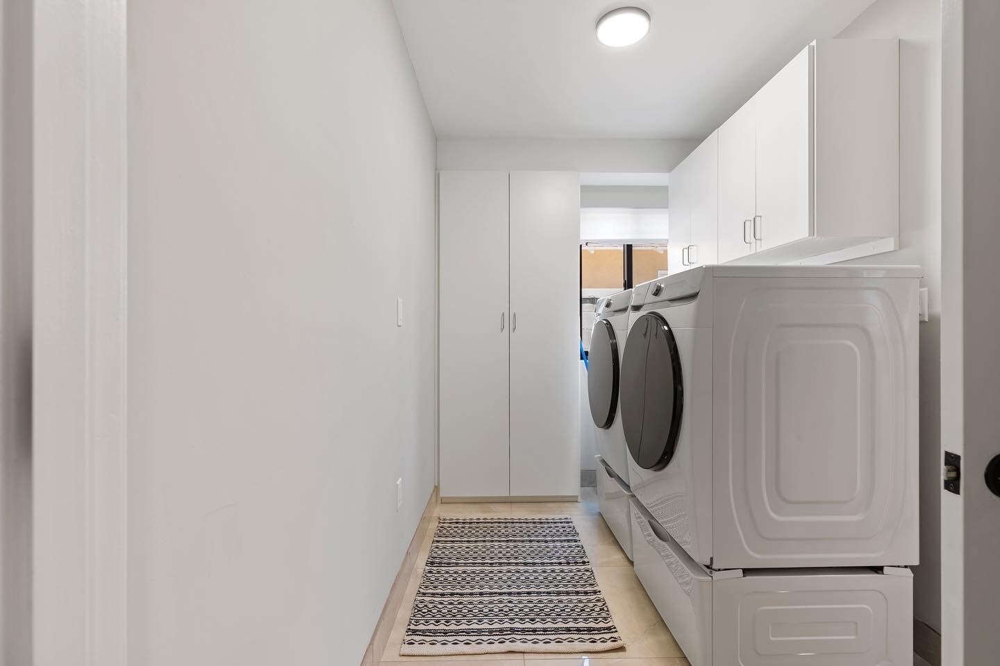 Laundry room - 6036 W 75th St