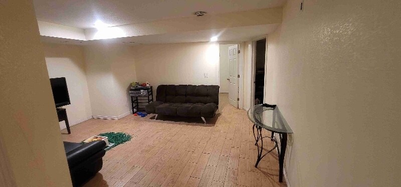 Building Photo - 2110 S Uravan St