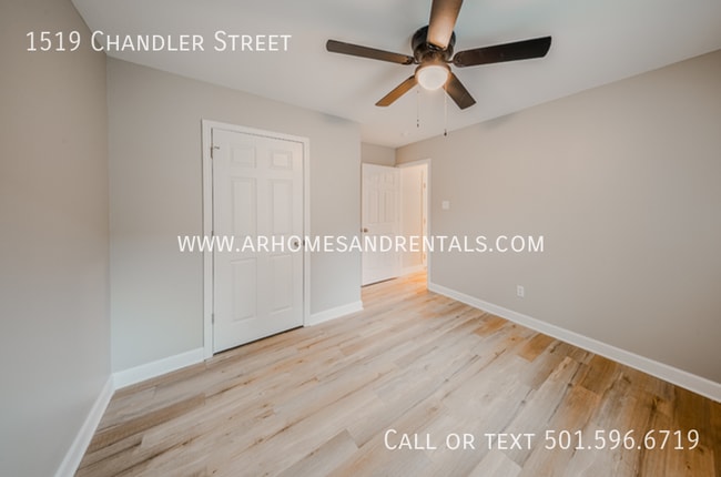 Building Photo - 1519 Chandler St