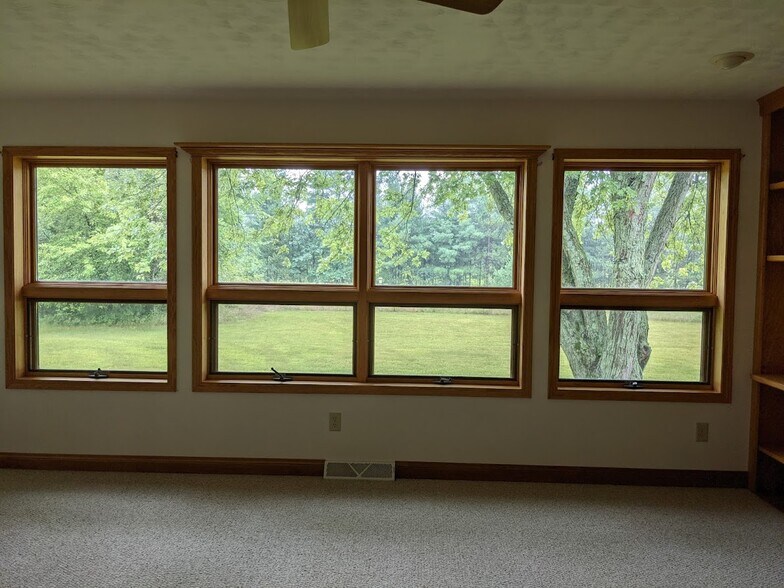 FR Windows look out on back yard - 705 Taylor St
