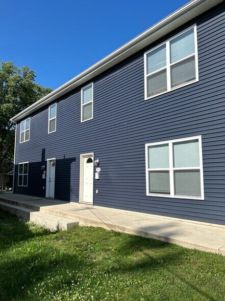 Primary Photo - 2224 Rehm Dr