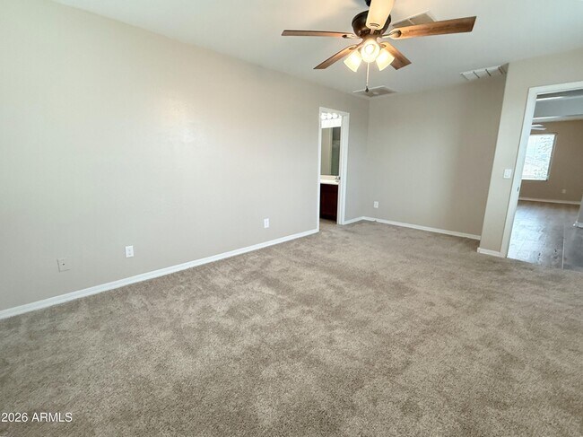 Building Photo - 5085 S 243rd Dr