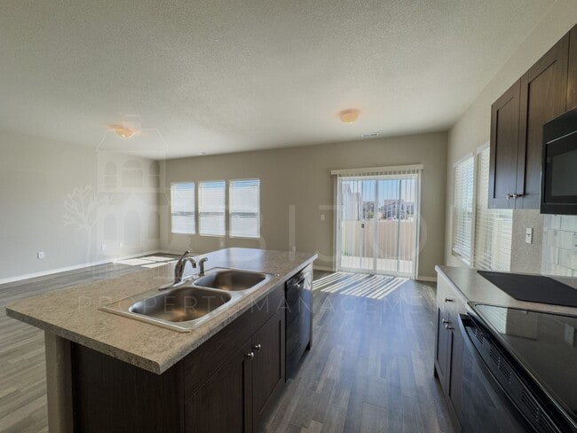 Building Photo - Beautiful 3 Bedroom New Build